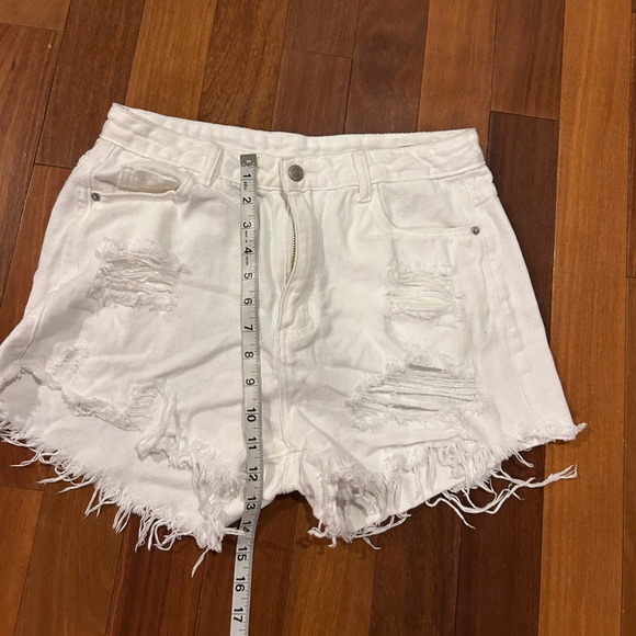 SHEIN White Distressed Denim Cutoff Shorts - Picture 5 of 7